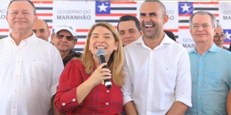 Iracema Vale: Deputada participa de entrega de estádio em São Benedito do Rio Preto