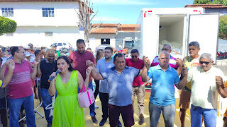 Anapurus: Prefeita Vanderly realiza entrega de 3 mil Kg de peixes à população