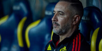 Flamengo: Vítor Pereira recebe sondagem de clube inglês e pode deixar o clube