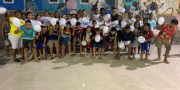 Janeiro Branco: Professora Magnólia partcicipa de ação em prol da causa