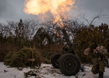 Guerra: Rússia ataca Ucrânia com 32 mísseis e deixa infraestrutura na região de Lviv danificada