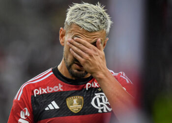 Desfalque: Arrascaeta desfalca Flamengo nas finais do Carioca contra o Fluminense