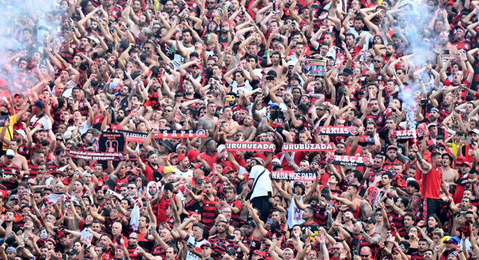 Pesquisa mostra Flamengo, Corinthians e São Paulo como times de maiores torcidas no Brasil; veja lista completa Pesquisa mostra Flamengo, Corinthians e São Paulo como times de maiores torcidas no Brasil; veja lista completa