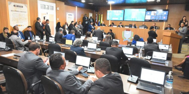 Câmara de São Luís: Por unanimidade, Câmara derruba vetos de Braide ao Plano Diretor Câmara de São Luís: Por unanimidade, Câmara derruba vetos de Braide ao Plano Diretor