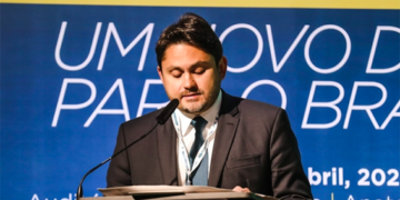 Juscelino Filho: Ministro destaca conectividade universal e significativa em seminário