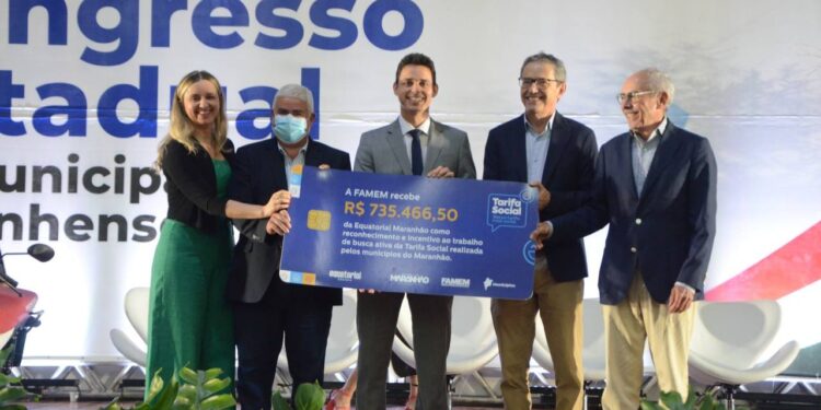 FAMEM: Federação entrega prêmios do programa Tarifa Social aos municípios FAMEM: Federação entrega prêmios do programa Tarifa Social aos municípios