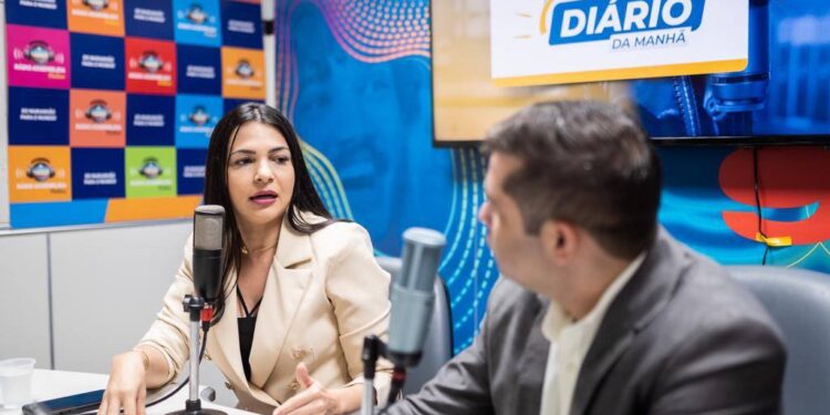 Janaína Ramos: Deputada faz balanço da sua atuação parlamentar no programa ‘Diário da Manhã’