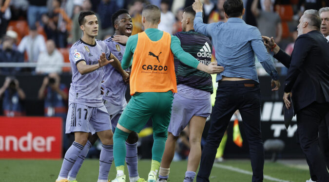 Caso Vini Jr: Federação Espanhola vai demitir VAR que expulsou Vinicius Júnior em Valencia x Real Madrid