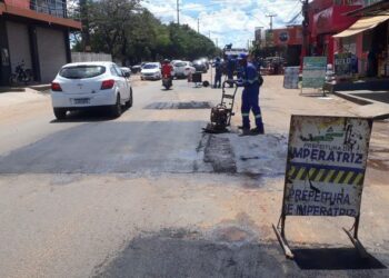 Imperatriz: Ações da Prefeitura para recuperação de vias seguem nesta terça-feira (02)