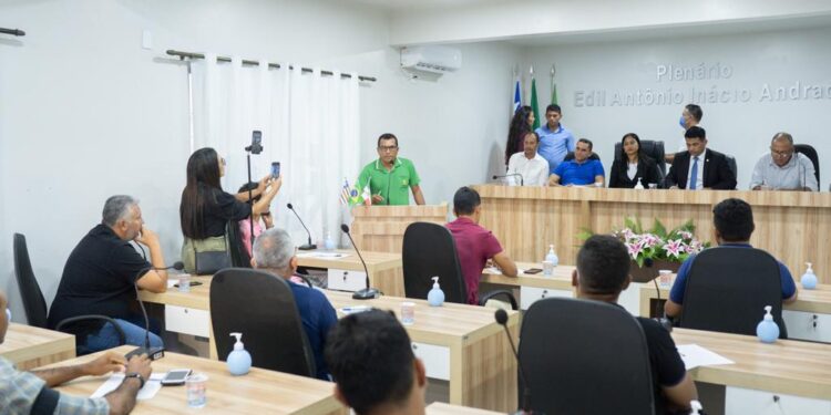 Audiência Pública: Comissão de Turismo da Alema discute proibição de UTVs no Parque dos Lençóis Maranhenses Audiência Pública: Comissão de Turismo da Alema discute proibição de UTVs no Parque dos Lençóis Maranhenses