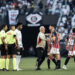 Diretor do São Paulo, Dorival e jogadores criticam arbitragem do Majestoso: ‘Corinthians com 12 jogadores’