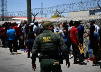 Biden: Presidente envia 24 mil agentes à fronteira com México para conter aumento da imigração ilegal