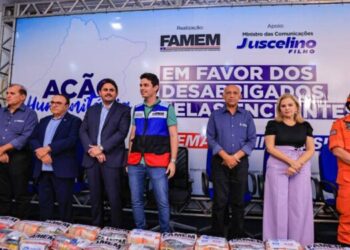 FAMEM: Ministro das Comunicações participa de entrega de cestas básicas na Famem