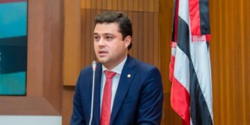 Leandro Bello: Parlamentar faz críticas à atual gestão de Timon e se solidariza com famílias afetadas pelas fortes chuvas