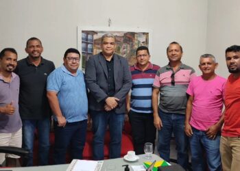 Câmara SBRP: Promotor de Justiça da Comarca de Urbano Santos visita a Câmara de São Bené