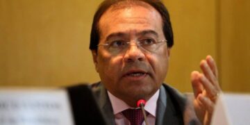 Nicolau Dino: Irmão de Flávio Dino articula-se para vaga no STJ