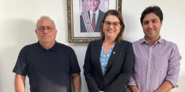 Cláudia Coutinho: Deputada solicita melhorias para a área da Educação de Aldeias Altas