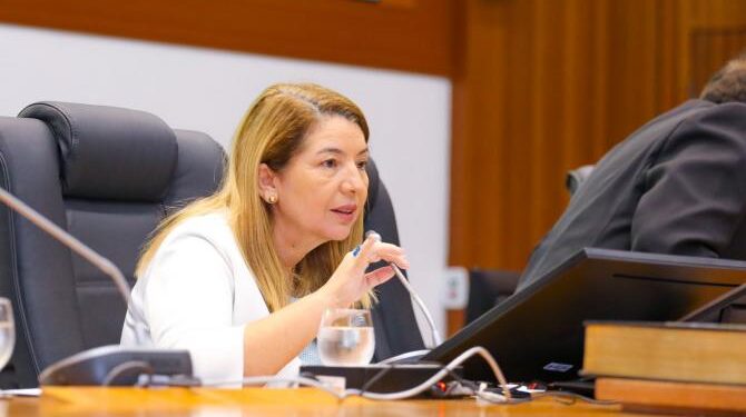 ALEMA: Promulgada Resolução Legislativa que permite a reeleição da Mesa Diretora da Assembleia ALEMA: Promulgada Resolução Legislativa que permite a reeleição da Mesa Diretora da Assembleia