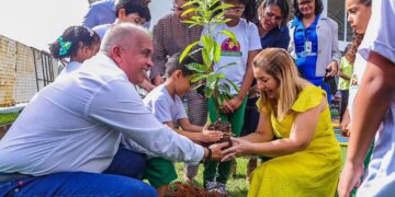 ALEMA: Deputados e alunos da Sementinha fazem plantio de mudas em alusão ao Dia Mundial do Meio Ambiente