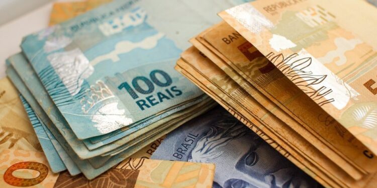 Desenrola Brasil: Dívidas de até R$ 5 mil poderão ser parceladas em 60 vezes