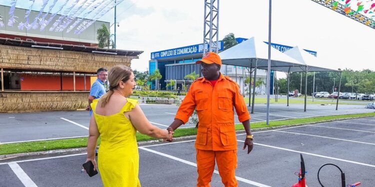 Iracema Vale: Presidente confere detalhes da estrutura do ‘Arraial da Assembleia’ Iracema Vale: Presidente confere detalhes da estrutura do ‘Arraial da Assembleia’