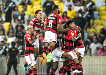 Flamengo: Clube goleia o Vasco e se aproxima do G-4 do Brasileirão