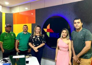 Magnólia Dias: Professora discute temas relevantes em entrevista inspiradora na rádio Mais FM.