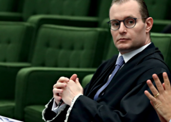 Reforma tributária e indicação de Zanin movimentam semana no Congresso