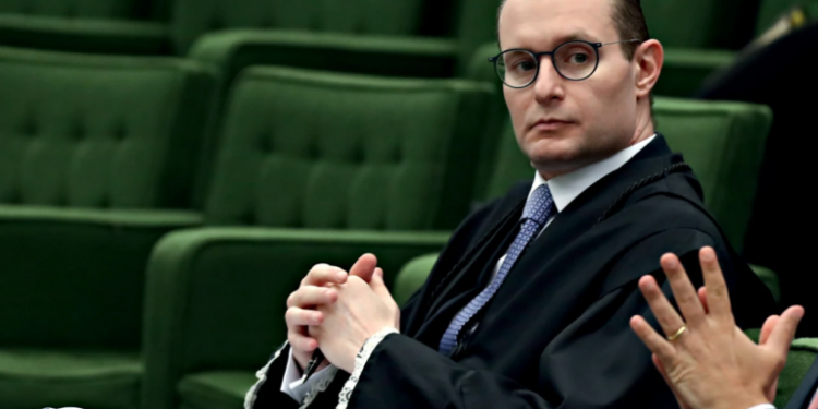 Reforma tributária e indicação de Zanin movimentam semana no Congresso Reforma tributária e indicação de Zanin movimentam semana no Congresso