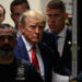 Trump: Republicano é alvo de 37 acusações criminais em caso de documentos sigilosos da Casa Branca Trump: Republicano é alvo de 37 acusações criminais em caso de documentos sigilosos da Casa Branca