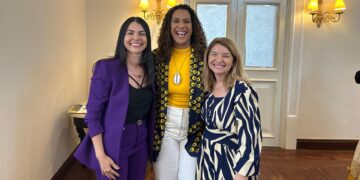 Janaína Ramos: Deputada participa da posse da diretoria do Centro de Referência da Mulher Negra