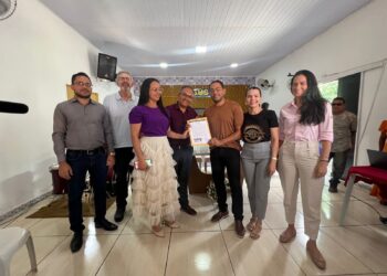 Deputada Janaina participa de entrega de títulos de imóveis em comunidade rural de Imperatriz