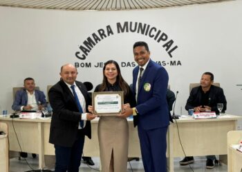 Deputada Janaina recebe Título de Cidadã Bonjesuense e expressa gratidão