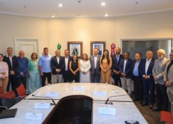 Prefeito Walace Azevedo participa da autorização da elaboração do Plano Diretor da Região Metropolitana de São Luís assinada pelo Governado Carlos Brandão