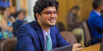 Vereador Fábio Macêdo Filho solicita recuperação asfáltica da Rua 5 de Outubro, na Vila Industrial