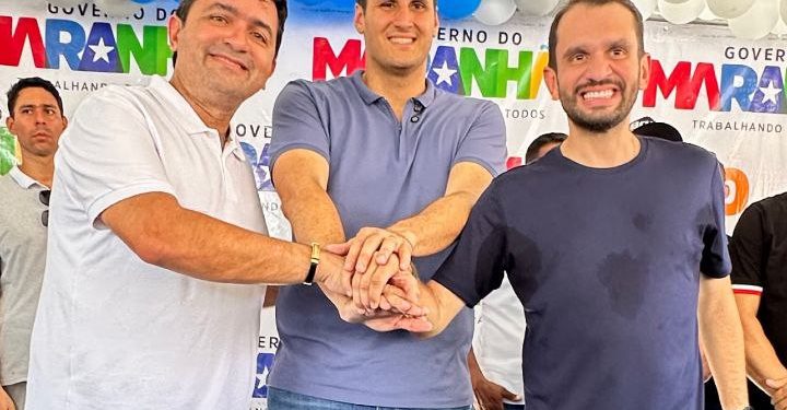 Júnior Lourenço participa da entrega de escolas reformadas e novos veículos em Tuntum