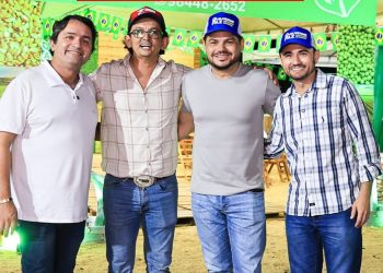 Júnior Lourenço prestigia tradicional cavalgada da ExpoSertão em São João dos Patos