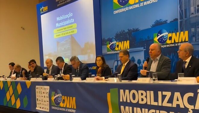 Ivo Rezende fortalece defesa dos municípios em agenda estratégica em Brasília